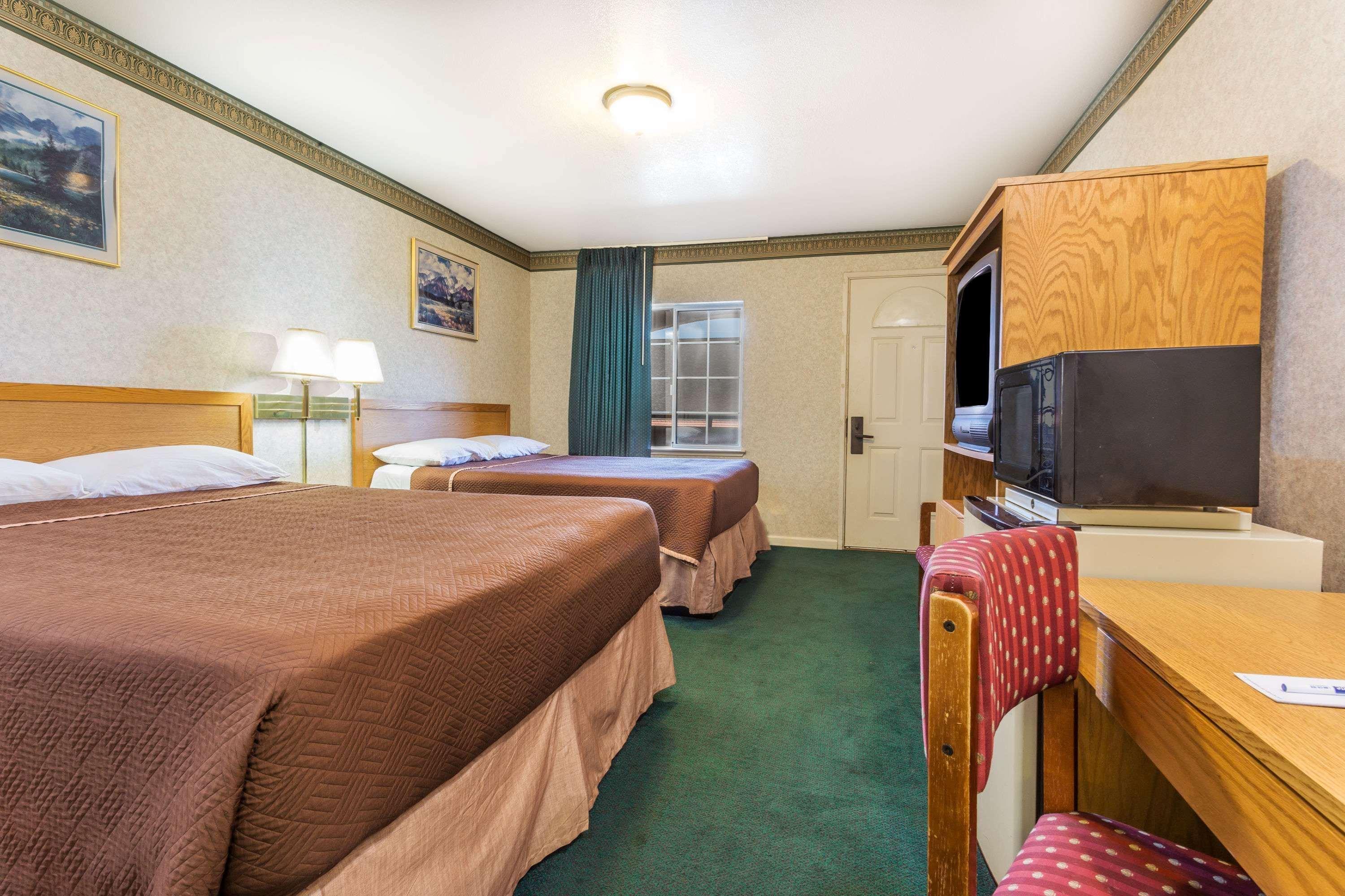 Yosemite Parkway Hotell Merced Exteriör bild